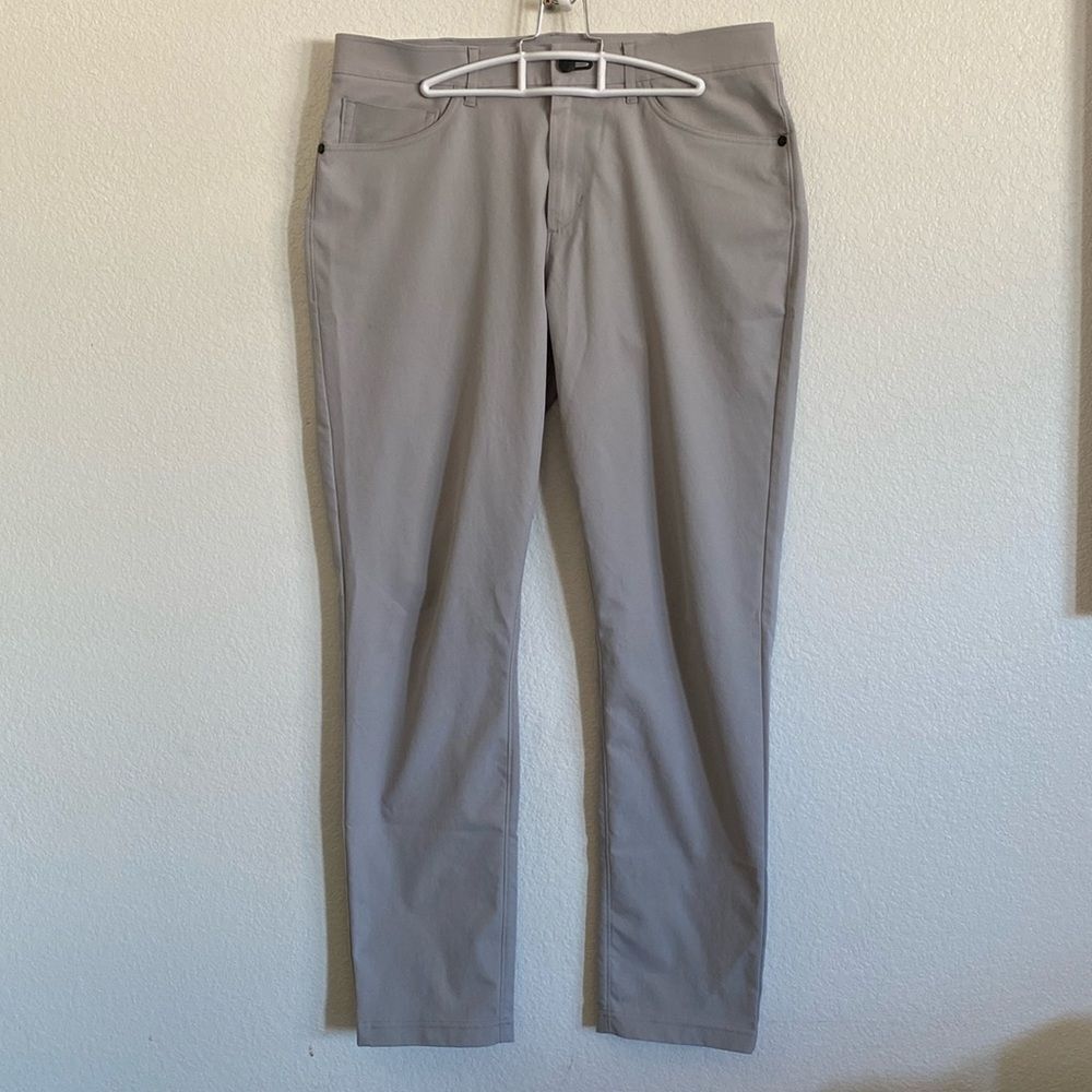 PUBLIC REC Men’s Dealmaker Stretch Pants Size 34 x 30.5